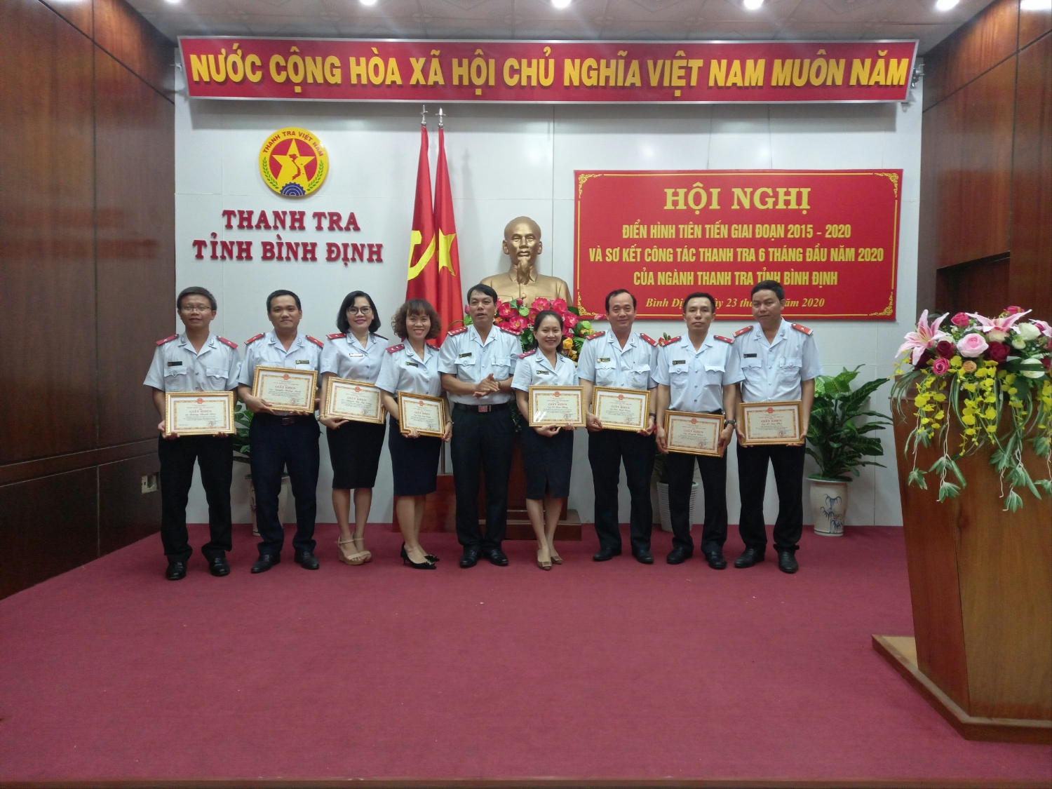 Các cá nhân được khen thưởng tại Hội nghị điển hình tiên tiến ngành Thanh tra của tỉnh giai đoạn 2015-2020