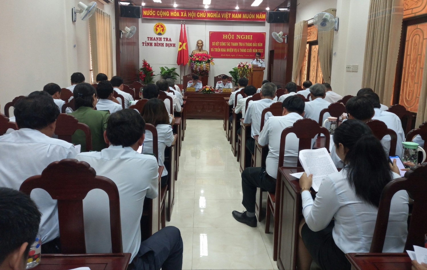 Quang cảnh hội nghị