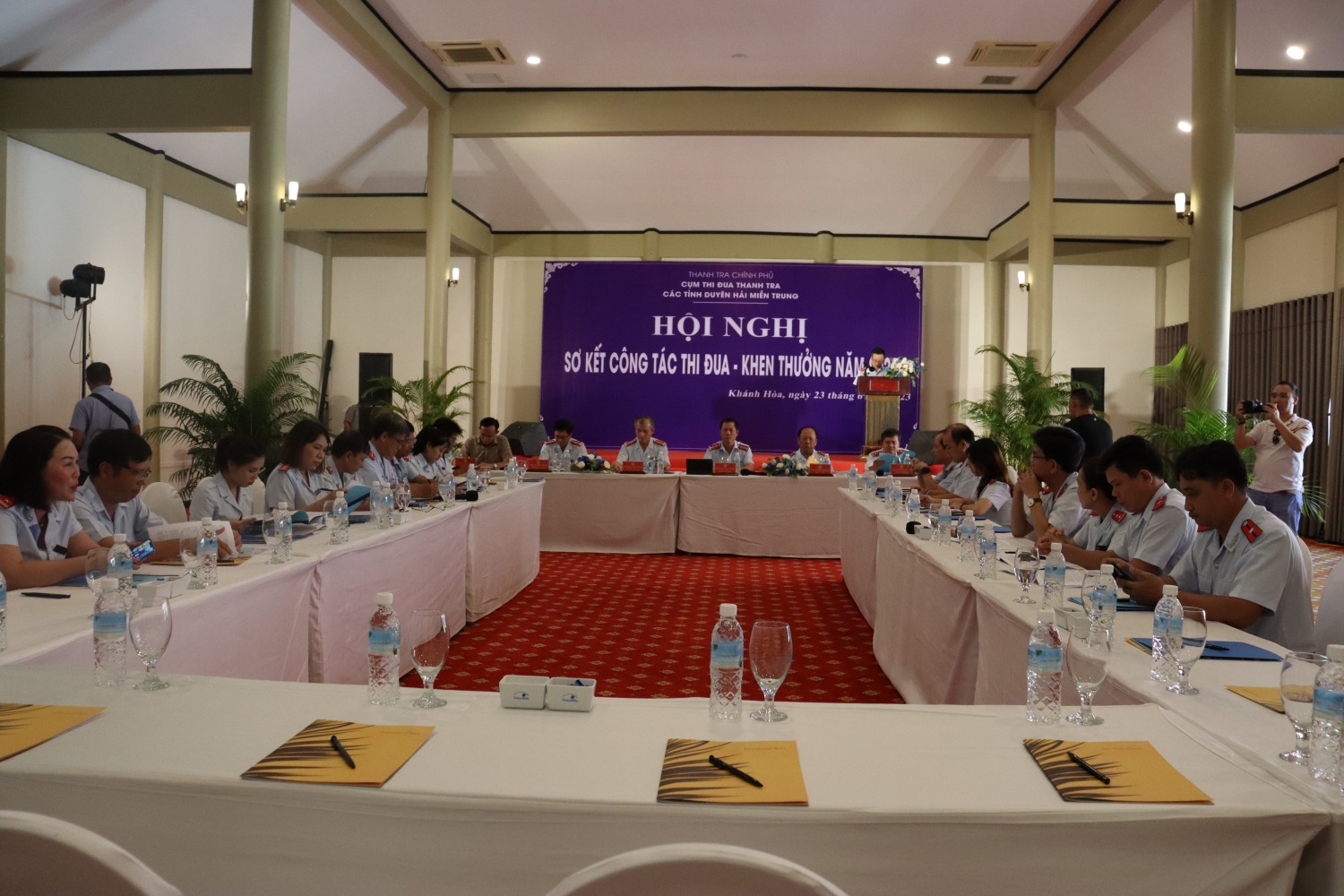 Quang cảnh hội nghị