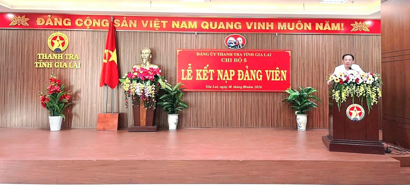 Ông Nguyễn Bá Thạch UVBTV Đảng ủy Thanh tra tỉnh, Phó Chánh Thanh tra tỉnh phát biểu chỉ đạo